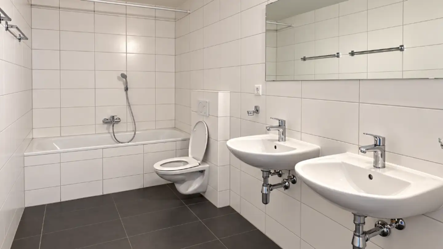 Stepped apartment for rent - Rue de la Gare 15, 1868 Collombey - Photo 2