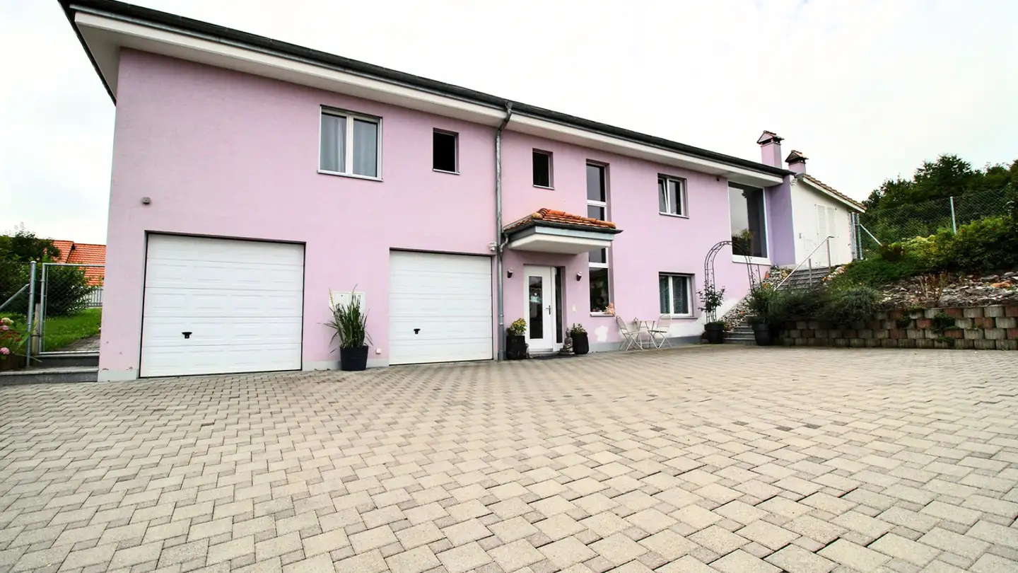 Casa singola in vendita - Route Du Bois Du Puits 12, 1772 Grolley