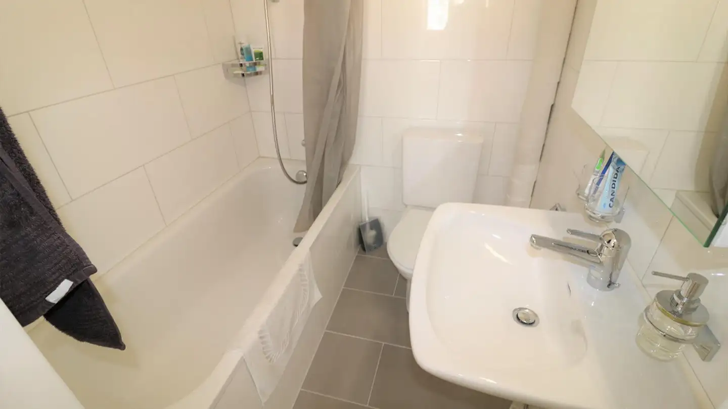 Appartement à louer - Rue Ernst-Schüler / Ernst-Schüler-Strasse 38, 2502 Biel/Bienne - Photo 3