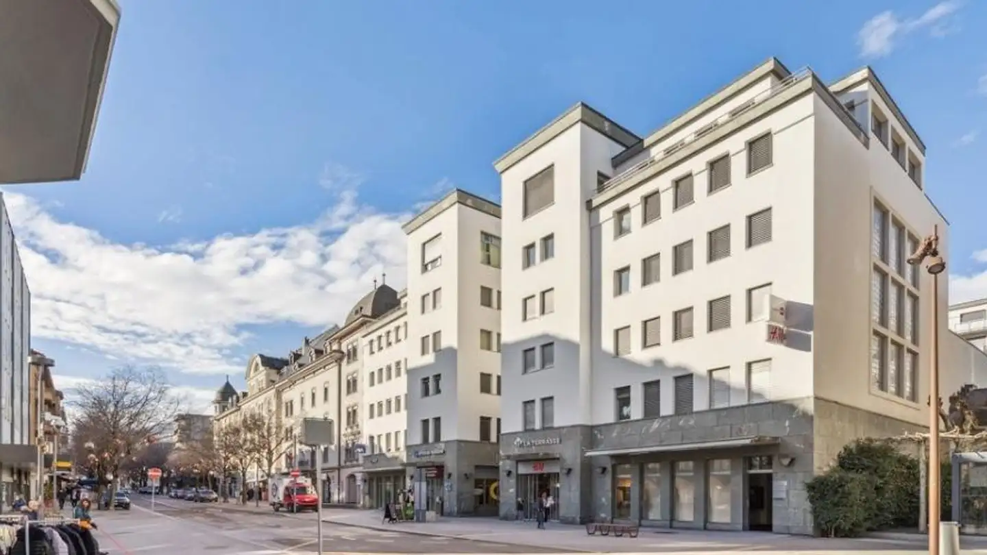 Magasin à louer - Avenue Du Rothorn 9a, 3960 Sierre