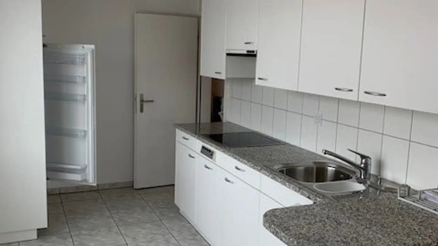 Appartamento in affitto - Zihlstrasse 27, 8340 Hinwil - Photo 3