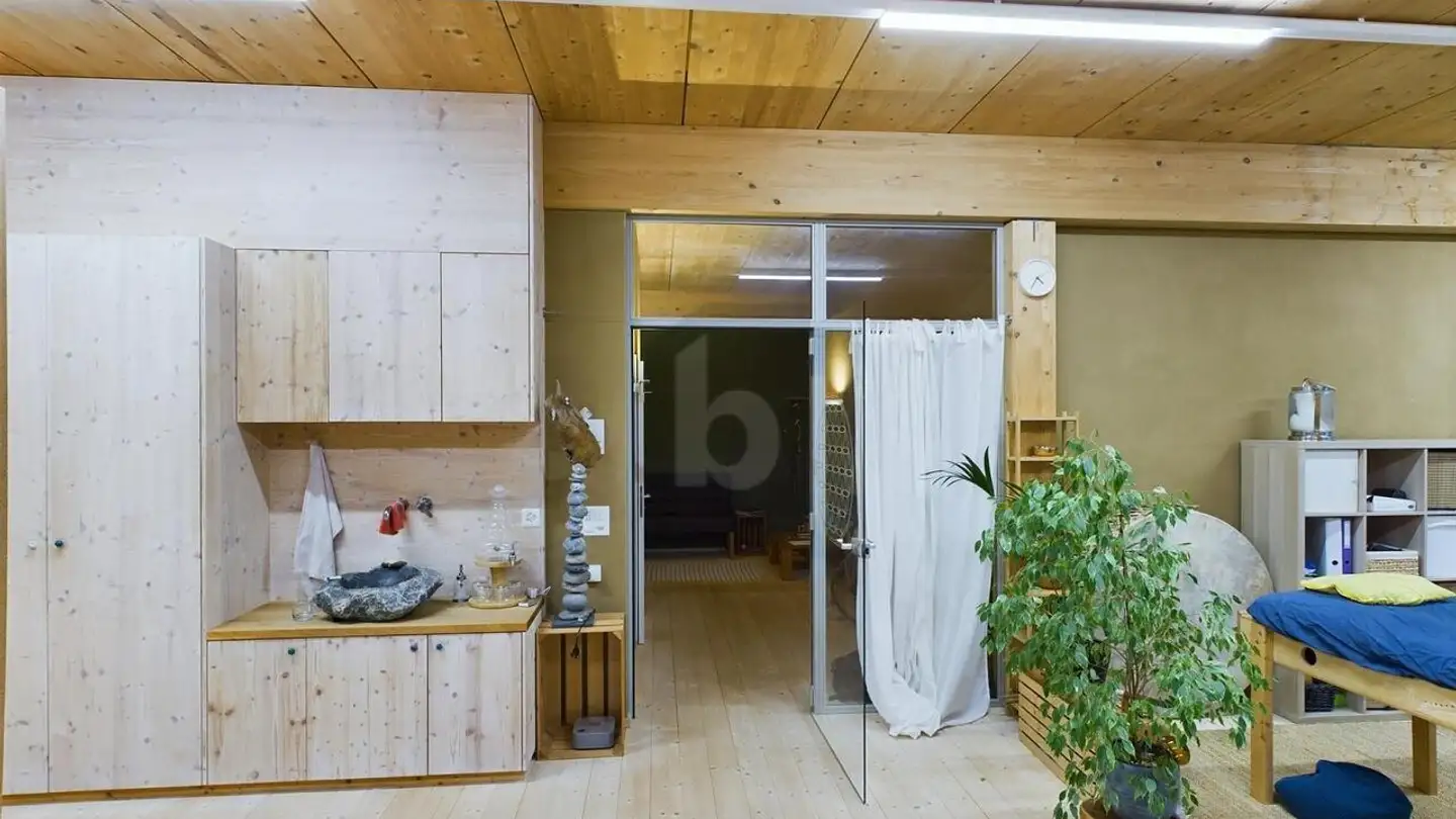 Spazio ufficio in affitto - Giswil, 6074 Giswil