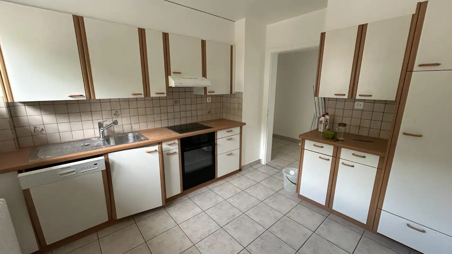 Wohnung mieten - Rue Paul-Charmillot 82, 2610 St-Imier - Foto 3