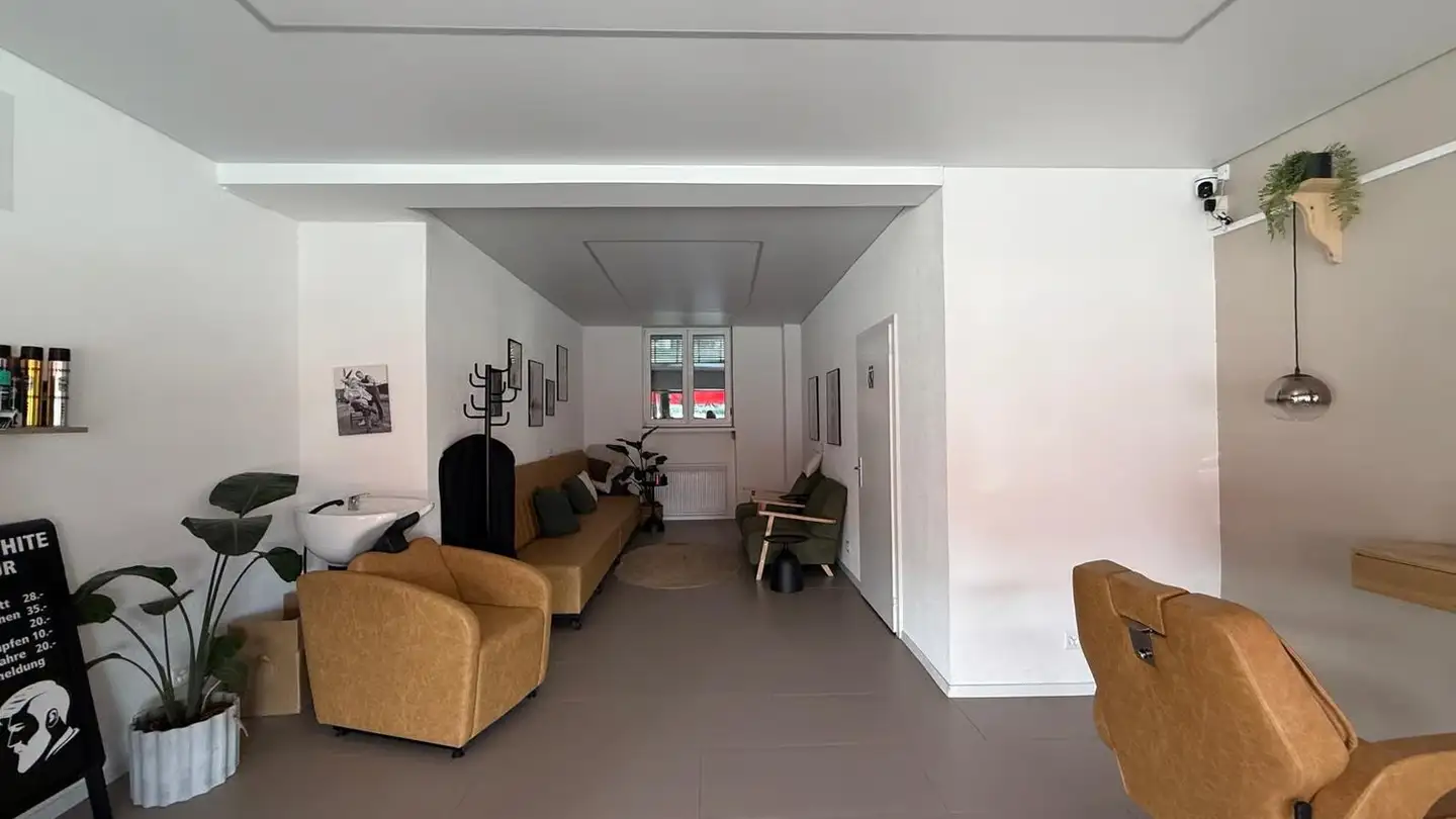 Parrucchiere in affitto - Zentrum 11, 3322 Urtenen-Schönbühl - Foto 2