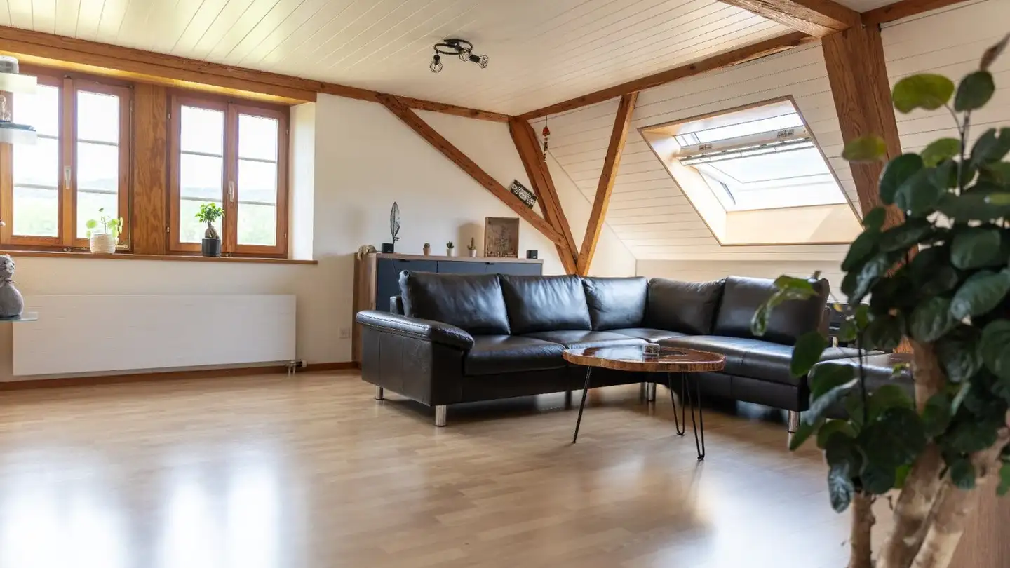 Attic flat for rent - Brühlstrasse 3, 5727 Oberkulm - Photo 2