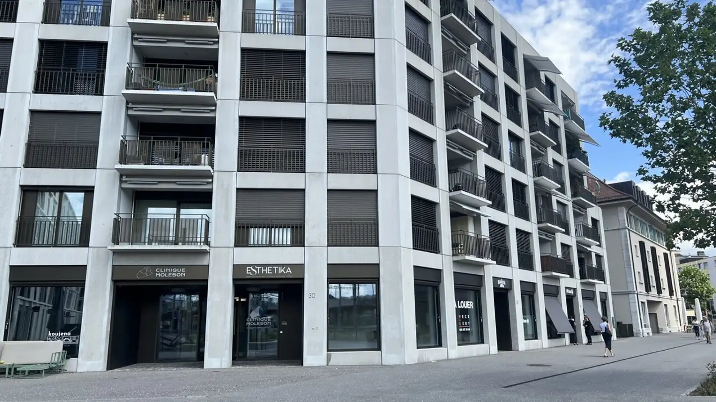 Apartment for rent - Avenue De La Gare 24, 1630 Bulle - Photo 2