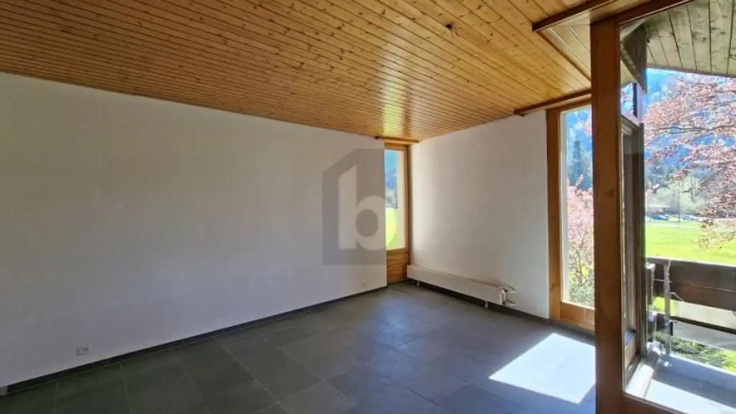 Semi-detached house for sale - 6013 Eigenthal - Photo 3