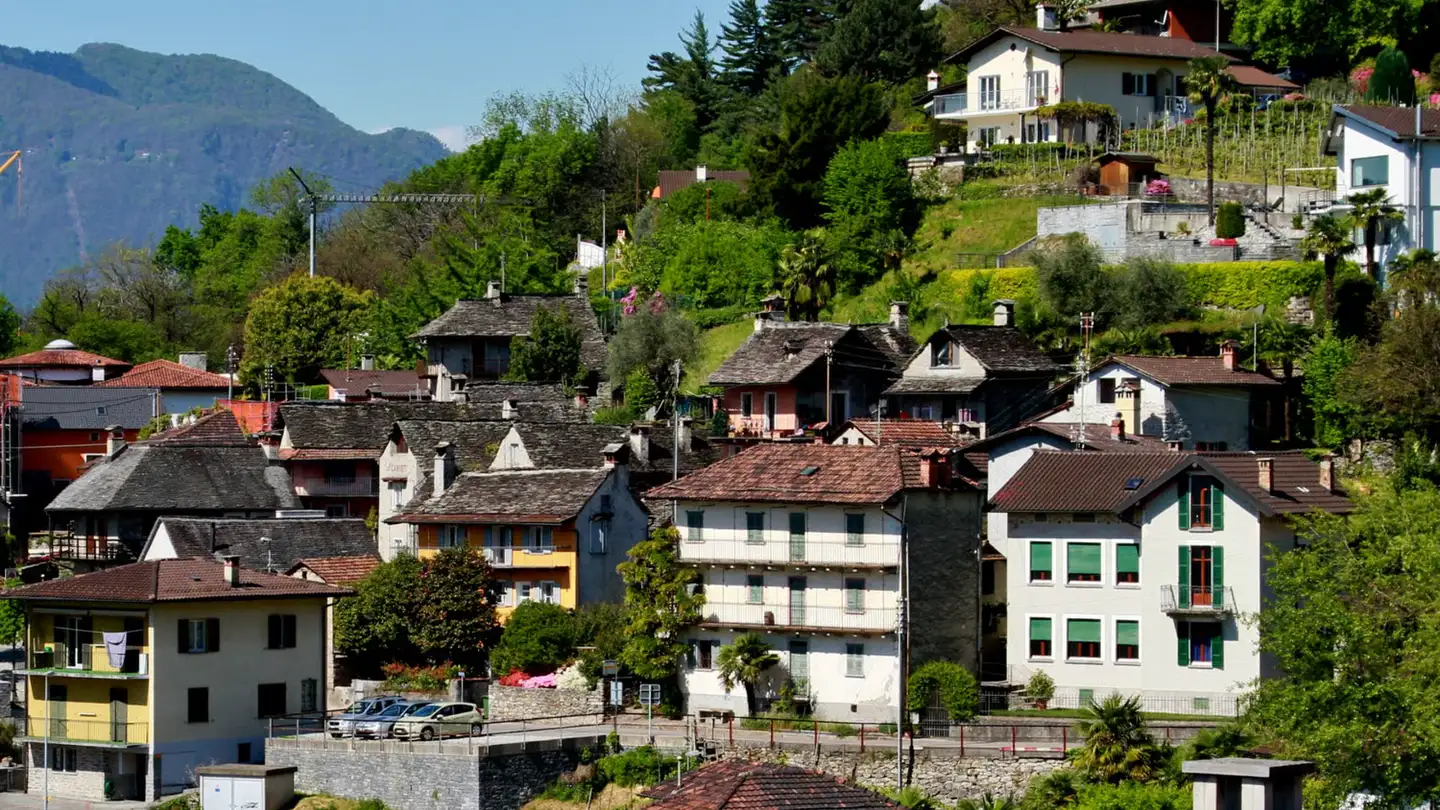 Maison individuelle à louer - Via Contra 301, 6648 Minusio