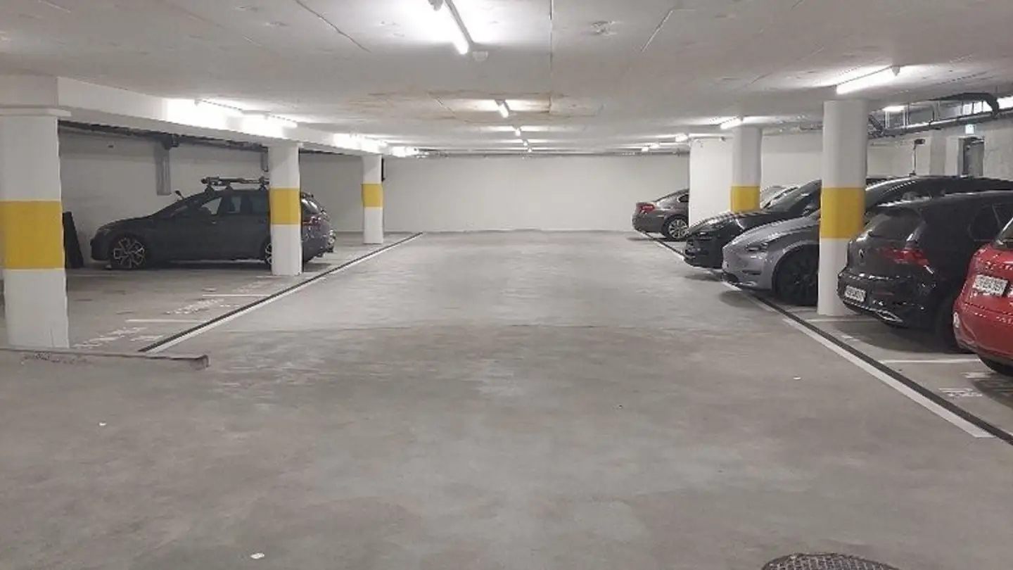 Underground parking space for rent - Campanellaweg 3, 8048 Zürich - Photo 3