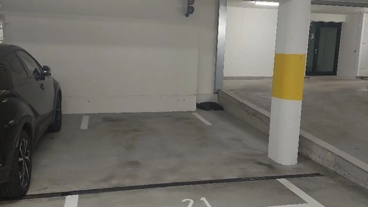 Underground parking space for rent - Campanellaweg 3, 8048 Zürich - Photo 4