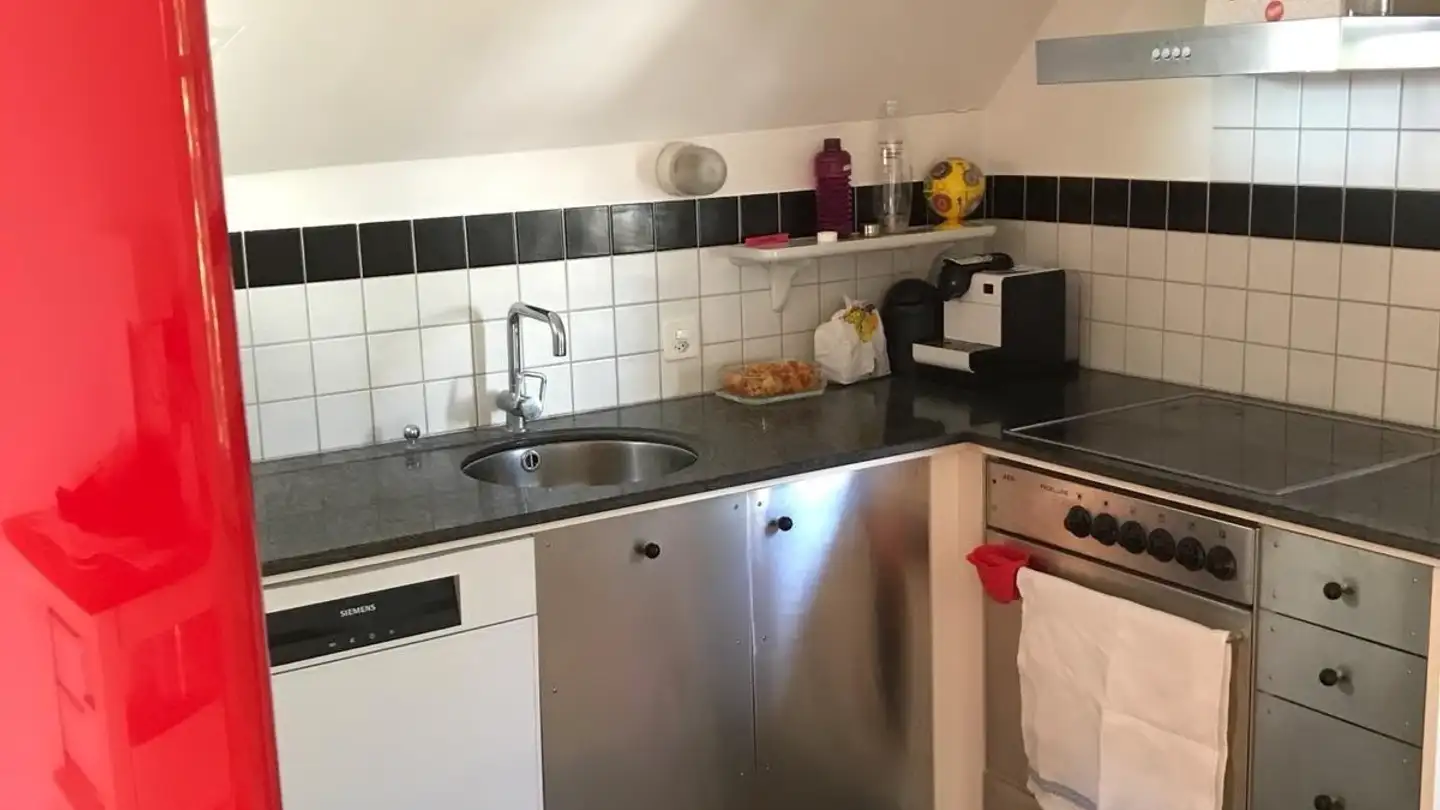 Attic flat for rent - Rebbergstrasse 7, 9500 Wil SG - Photo 3