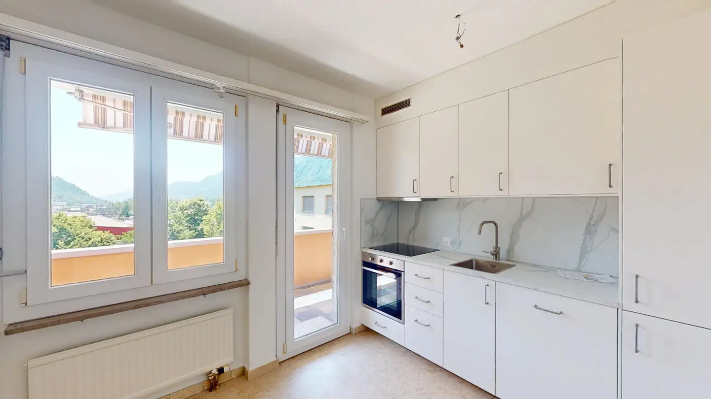 Appartement à louer - Via Ponte Vecchio 6, 6807 Taverne - Photo 2