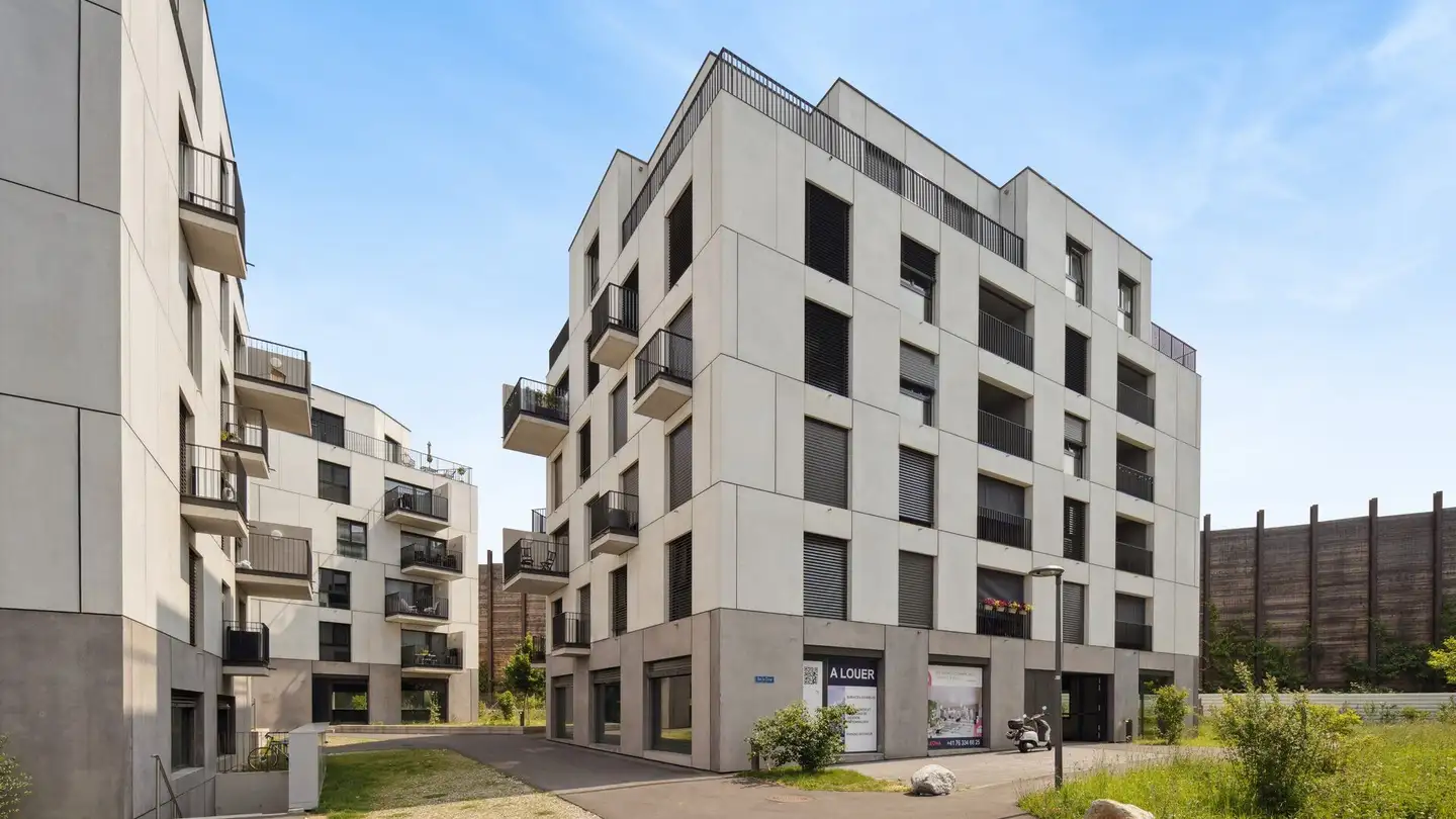 Shop for rent - Rue Du Chêne, 1020 Renens VD - Photo 3