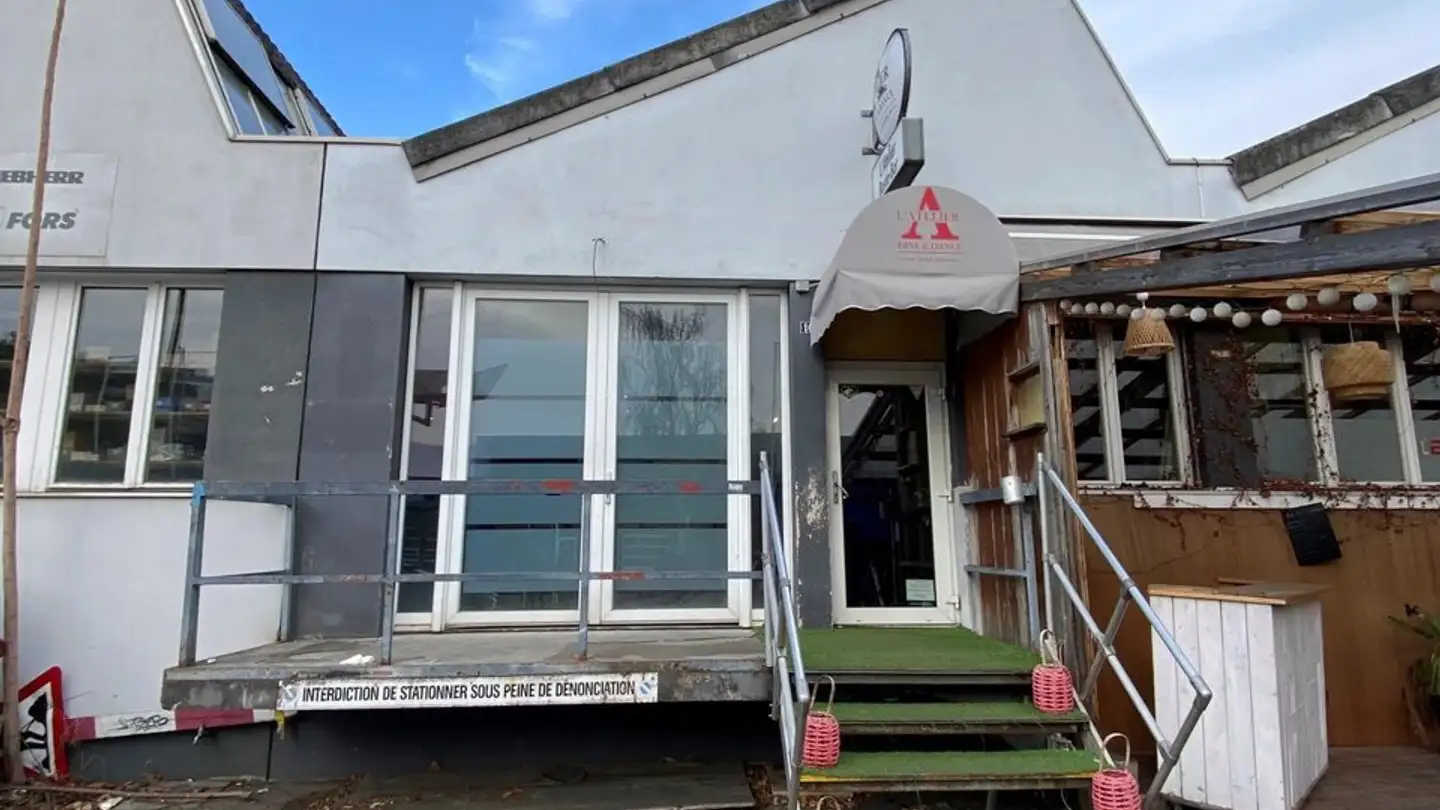 Shop for rent - Rue Boissonnas 14, 1227 Les Acacias