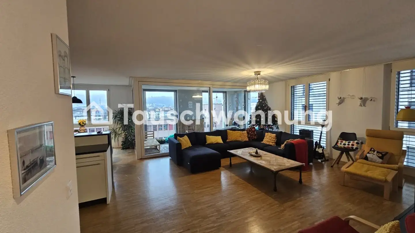 Dachgeschosswohnung mieten - Albulastrasse 58, 8048 Zürich
