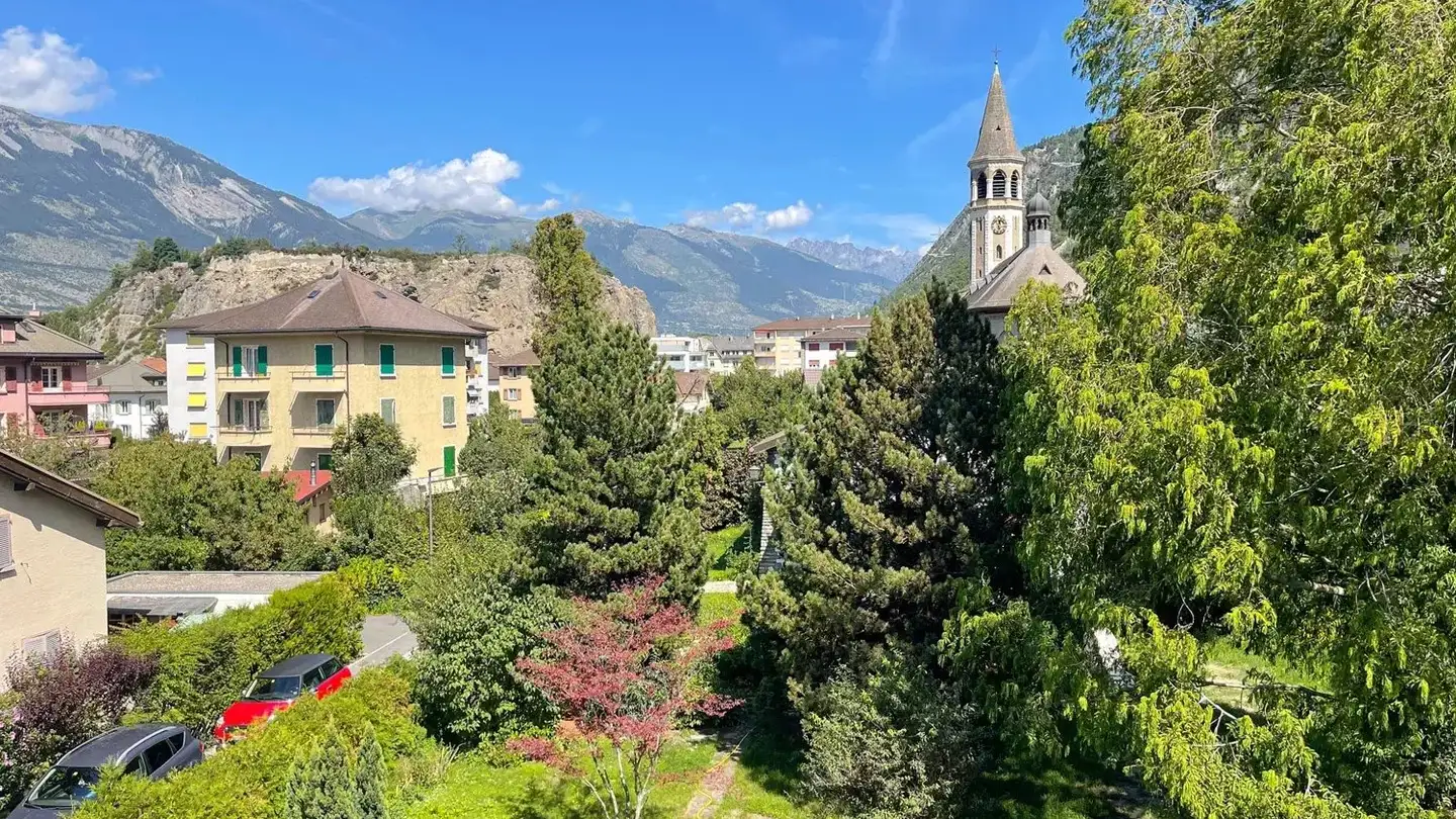 Immeuble mixte à vendre - 3965 Chippis