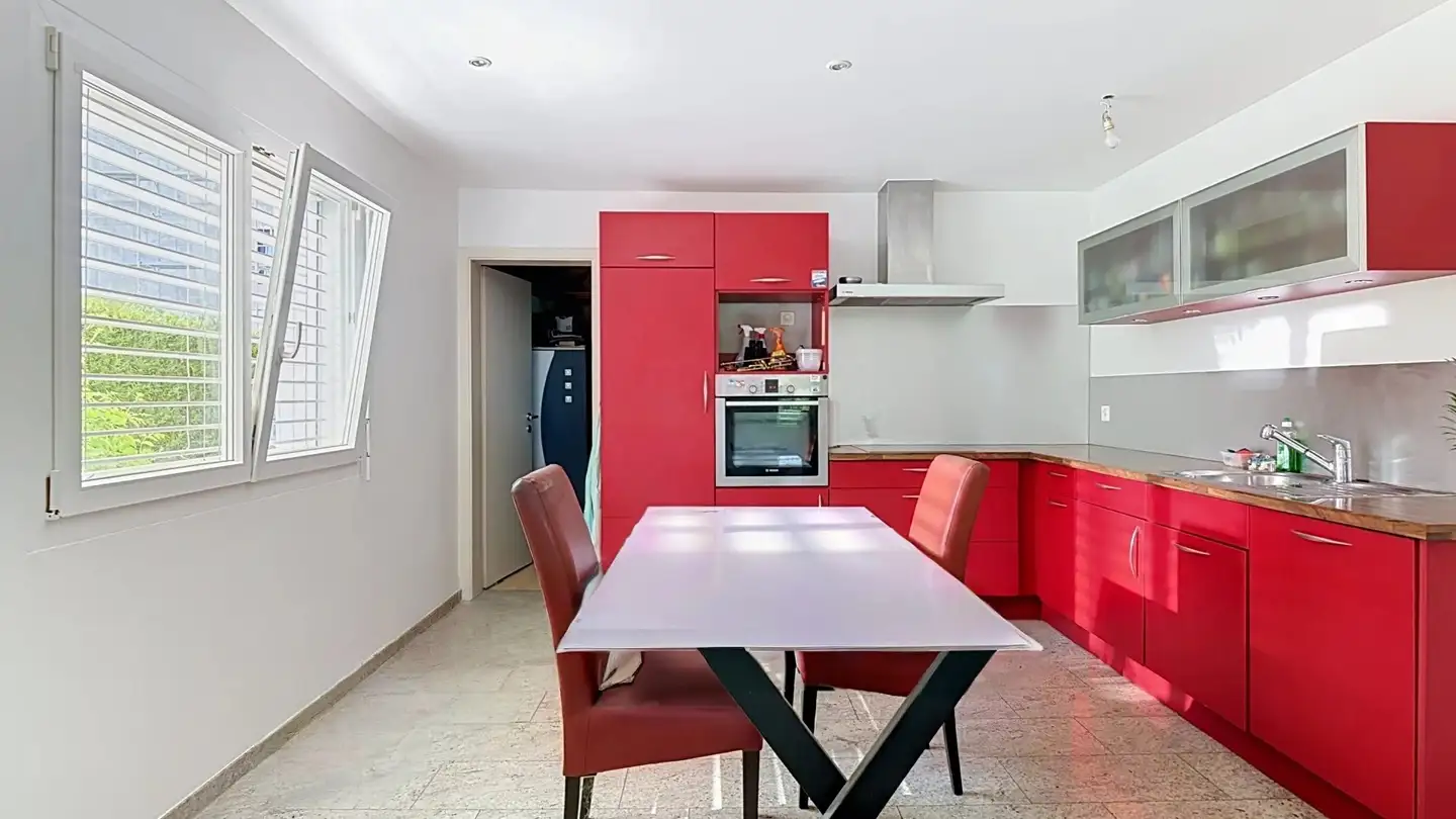 Villa for sale - 3966 Chalais