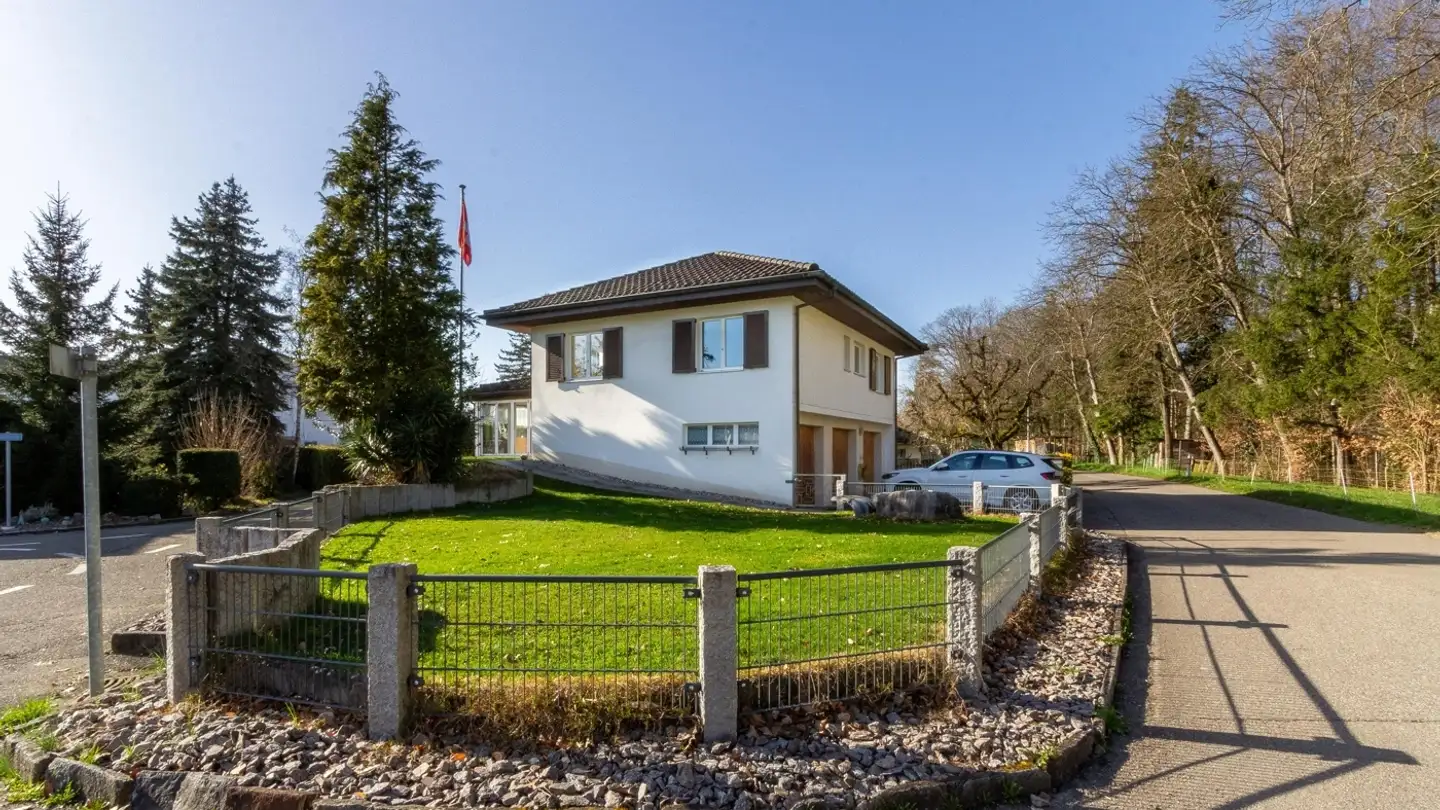 Casa singola in vendita - Feldeggstrasse 5, 5316 Leuggern