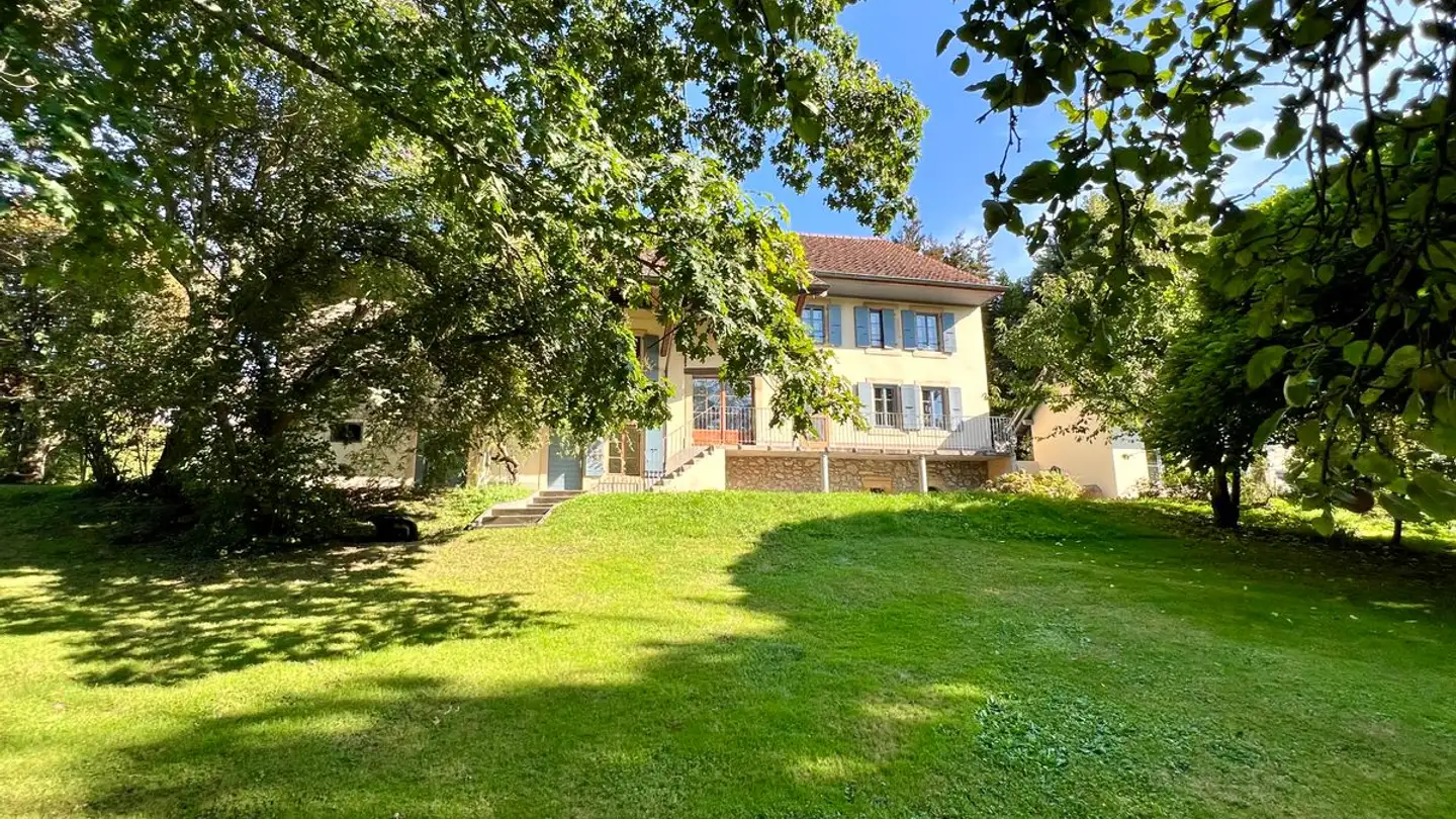 Casa singola in vendita - 1417 Epautheyres