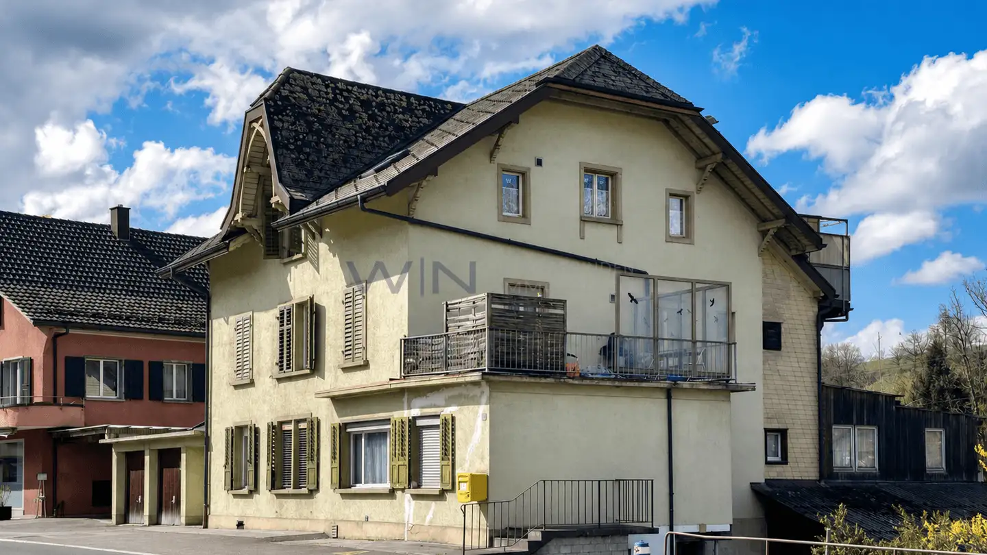 Residential building for sale - 4950 Huttwil