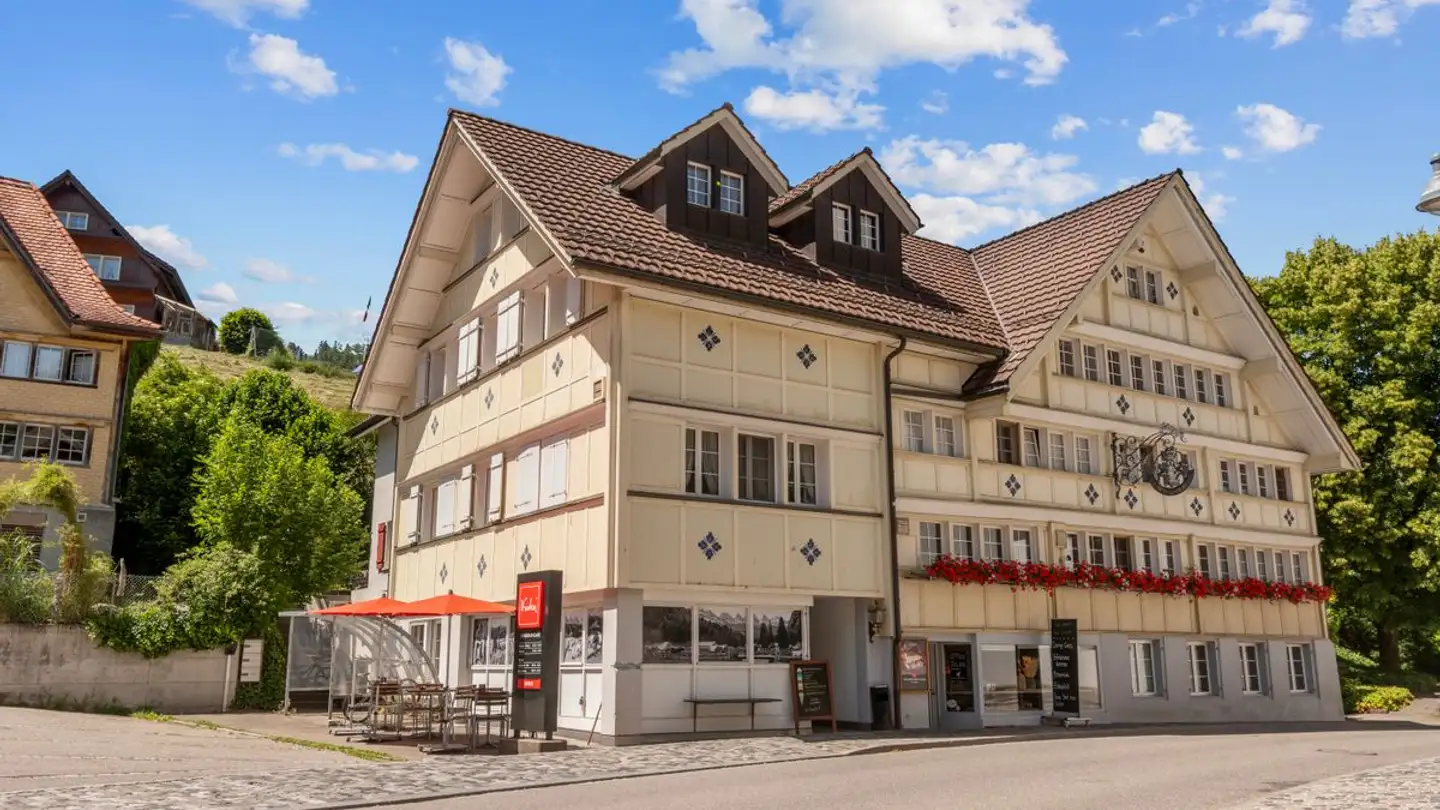 Mixed-use building for sale - Dorfstrasse 28, 9125 Brunnadern - Photo 2