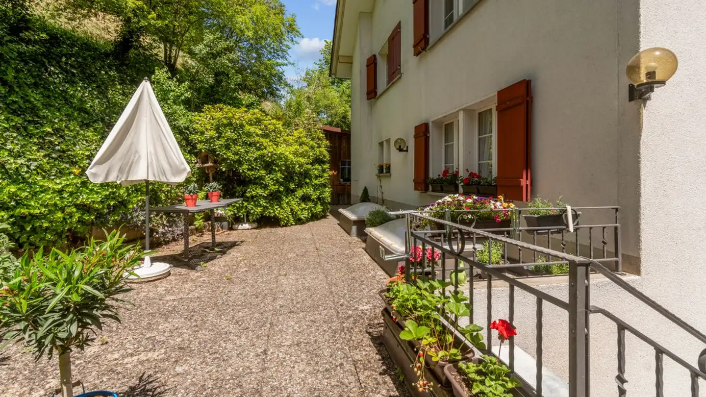 Mixed-use building for sale - Dorfstrasse 28, 9125 Brunnadern - Photo 3