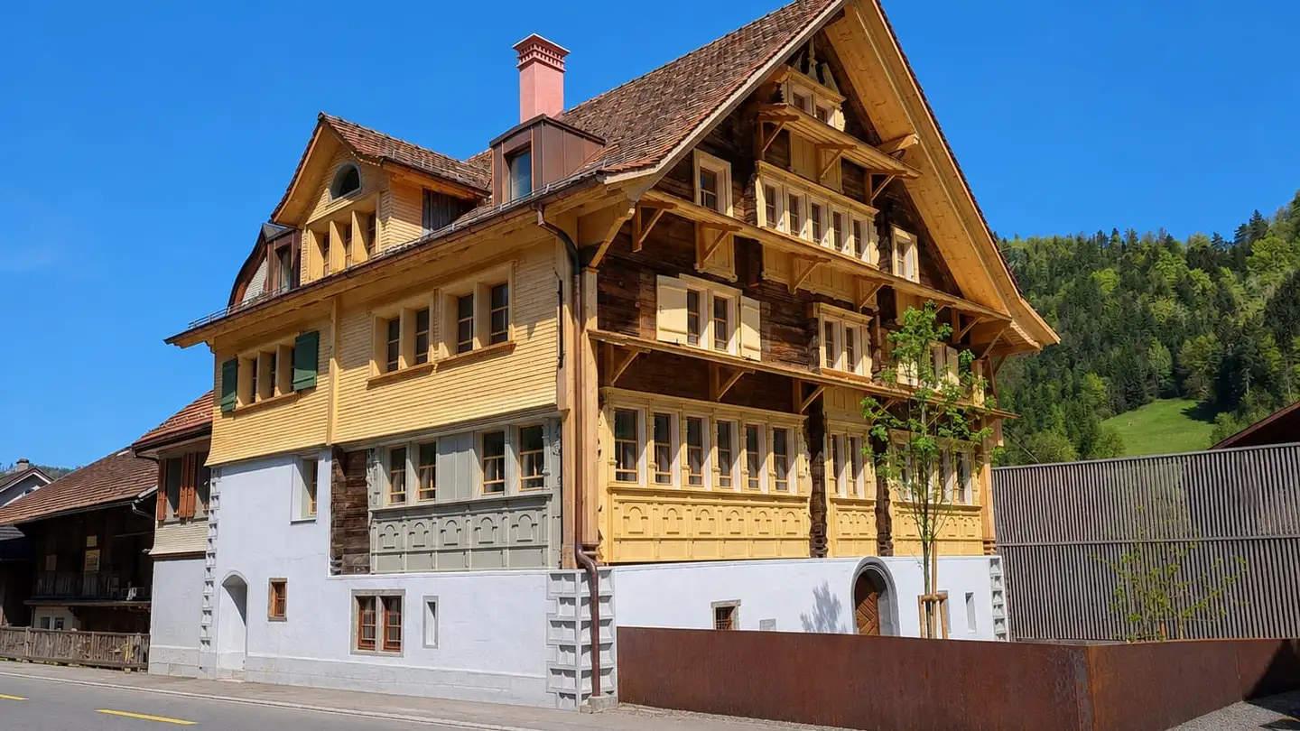 Mischgenutztes Gebäude kaufen - Furtstrasse 39, 9125 Brunnadern