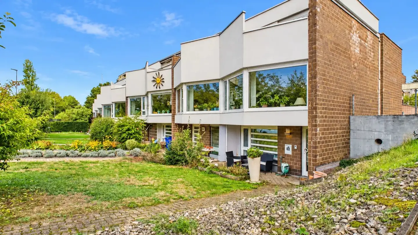 Casa a schiera in vendita - Ringstrasse 103, 4106 Therwil