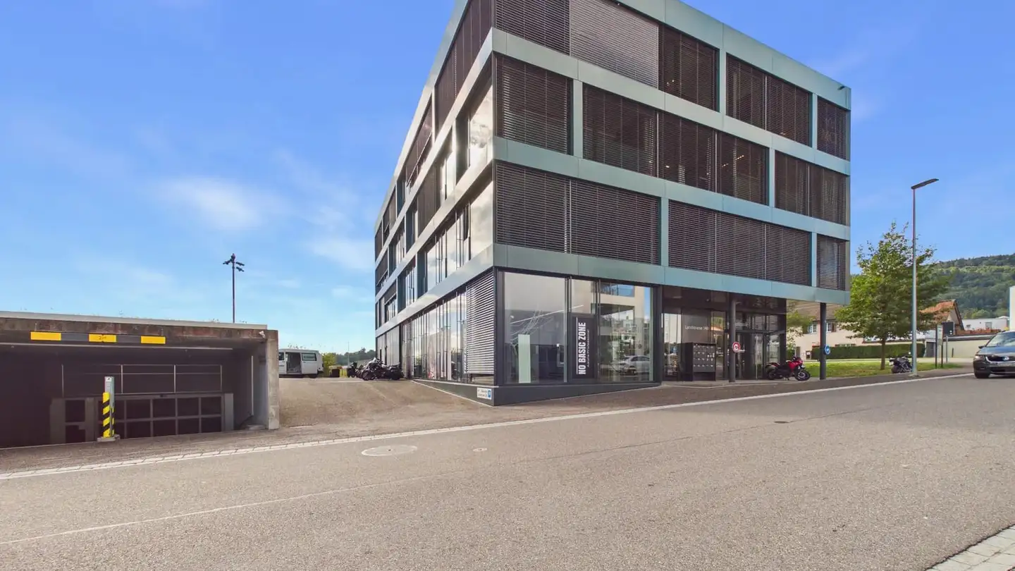 Commercial for rent - Landstrasse 140, 8957 Spreitenbach