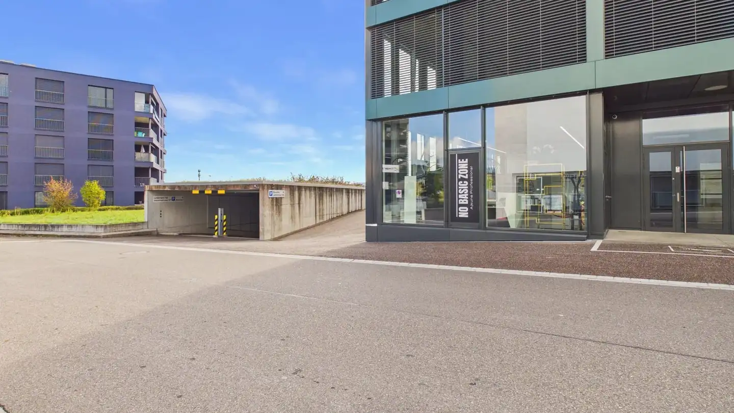 Commercial for rent - Landstrasse 140, 8957 Spreitenbach - Photo 2