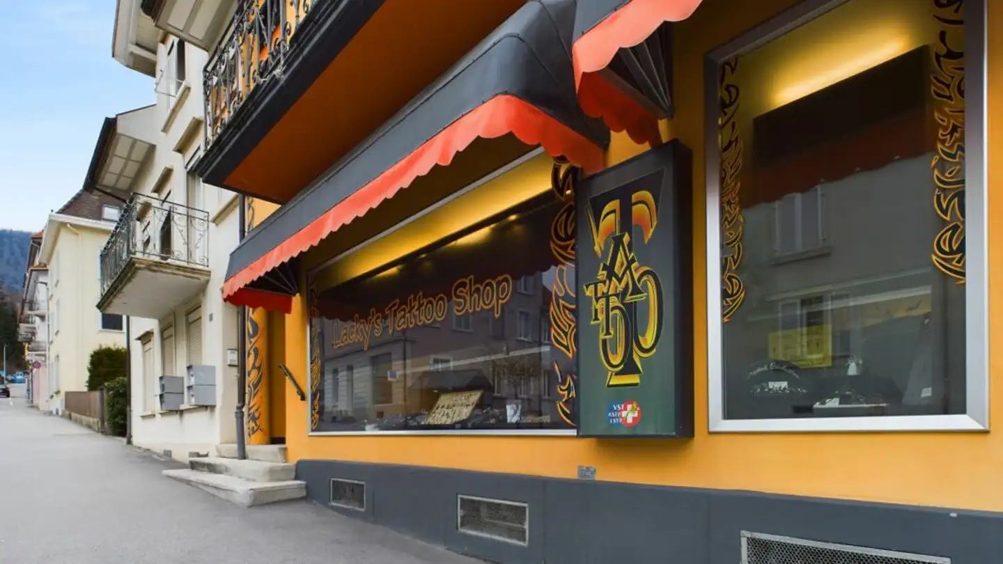 Edificio ad uso misto in vendita - Kirchstrasse 76, 2540 Grenchen - Photo 2