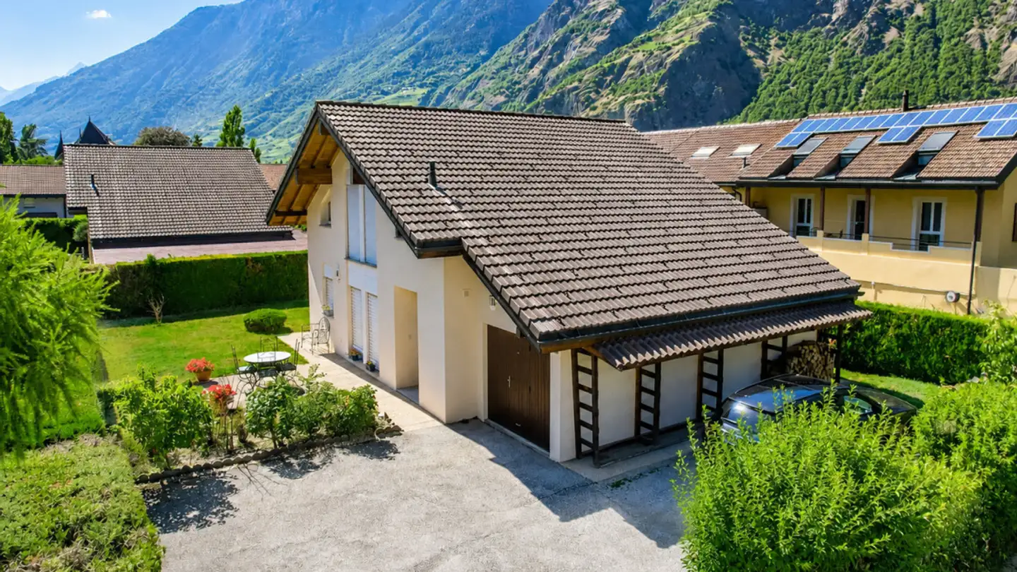 Villa in vendita - 1907 Saxon