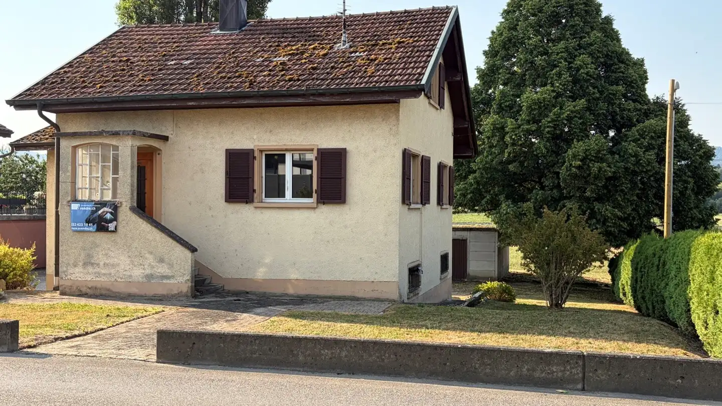 Single house for sale - 2942 Alle