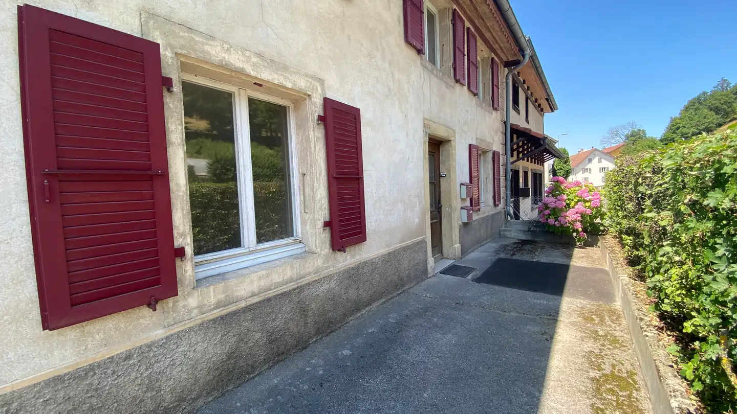 Edificio residenziale in vendita - 2926 Boncourt - Photo 2