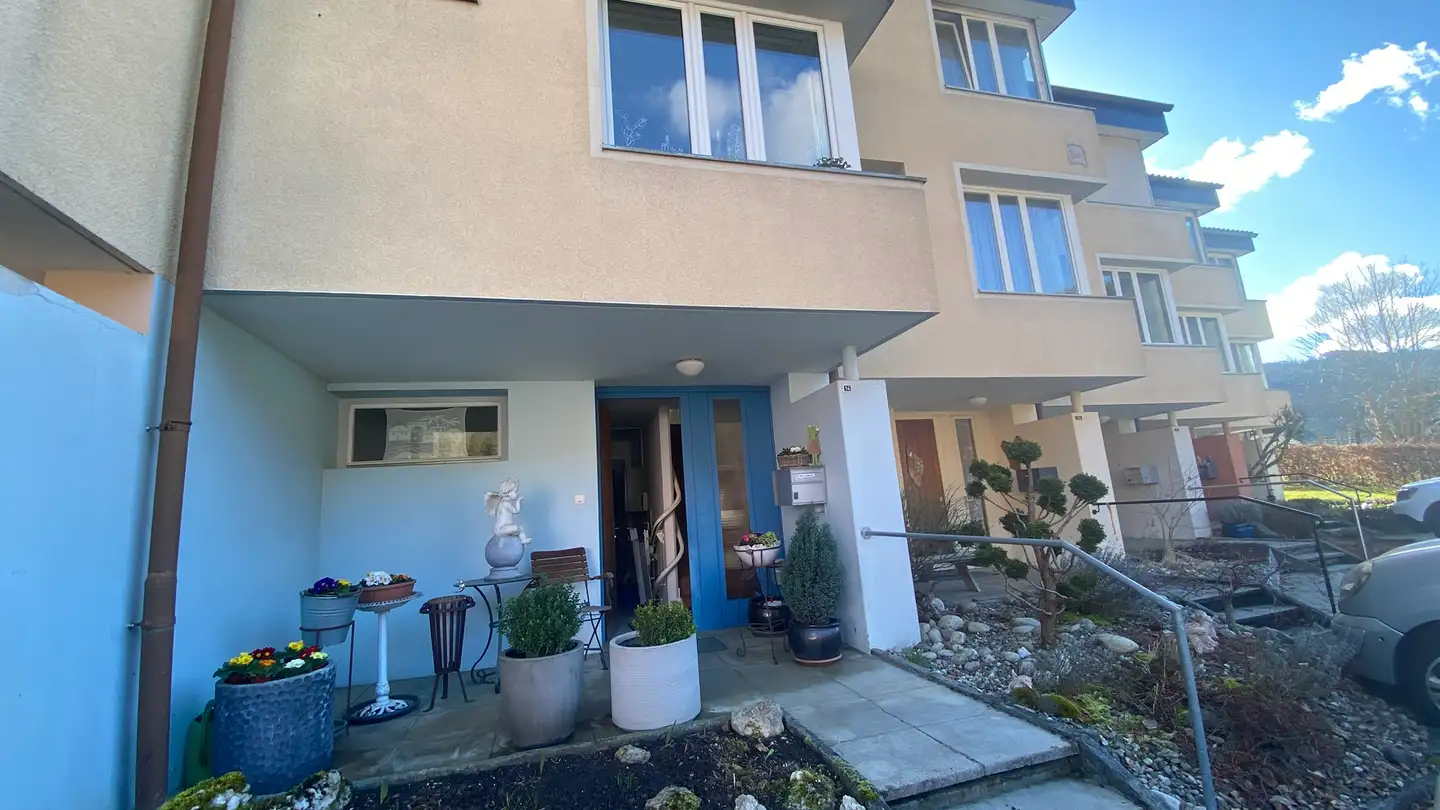 Stepped house for sale - 2882 St-Ursanne - Photo 2