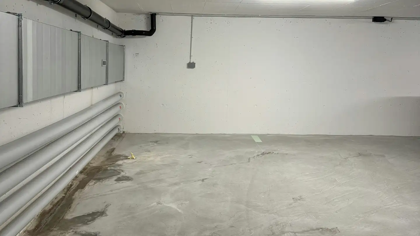 Place de parking souterraine à louer - Käsereistrasse 1, 8524 Uesslingen - Photo 3