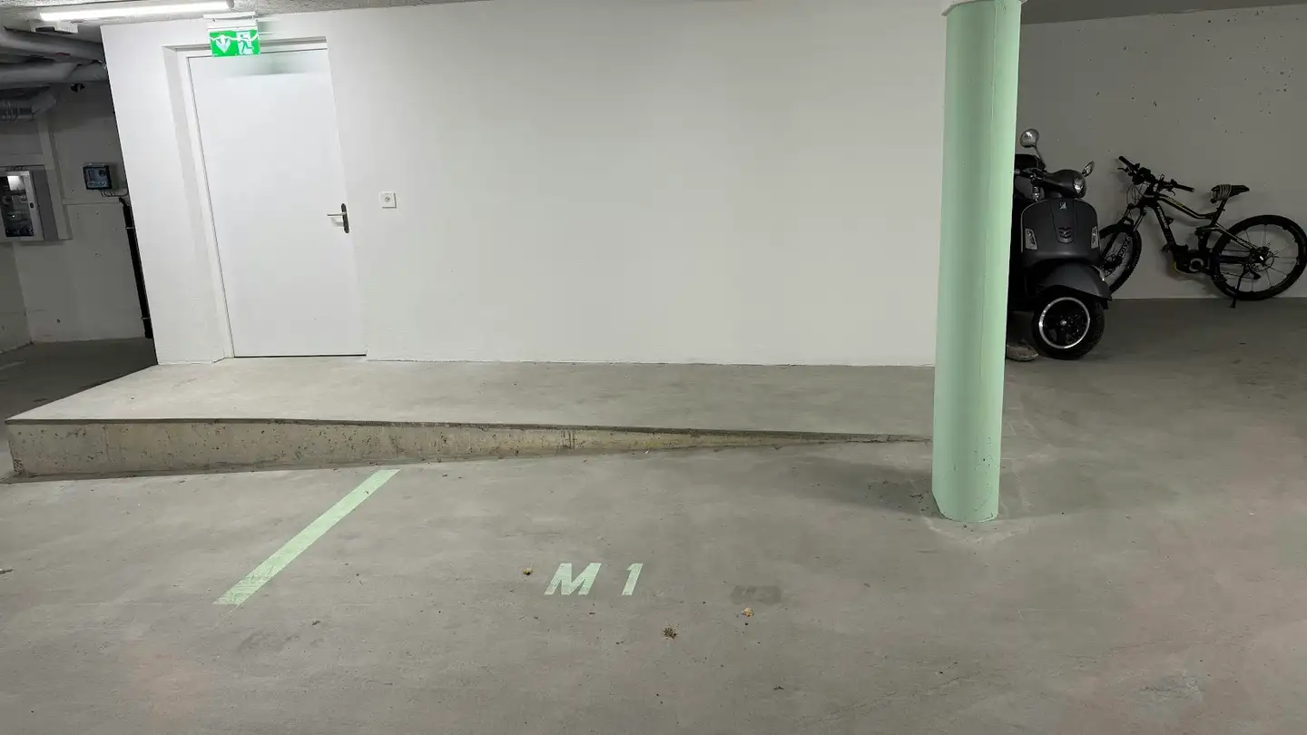 Parcheggio interno per moto in affitto - Käsereistrasse 1, 8524 Uesslingen - Foto 2