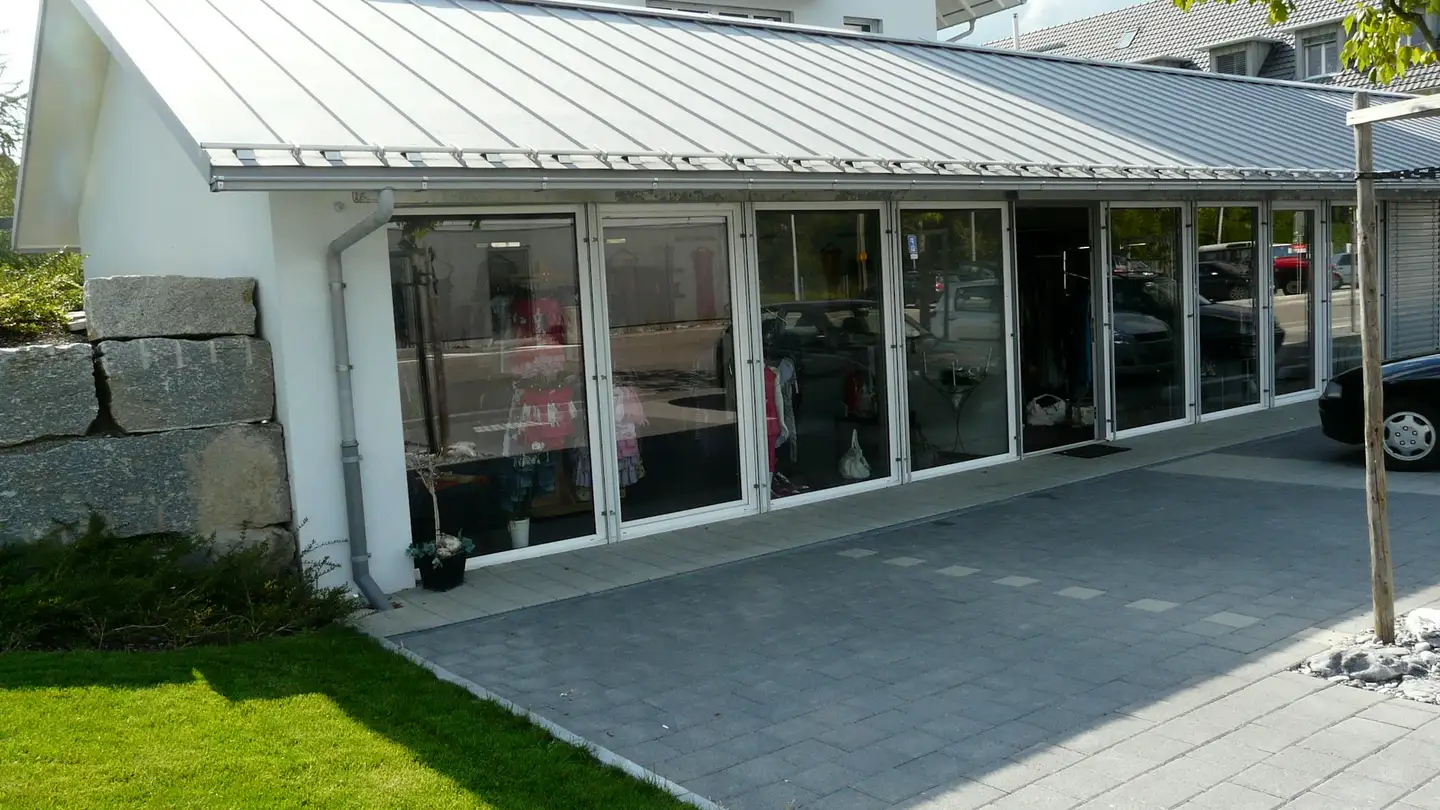 Commerciale in affitto - Bahnstrasse 8a, 8444 Henggart