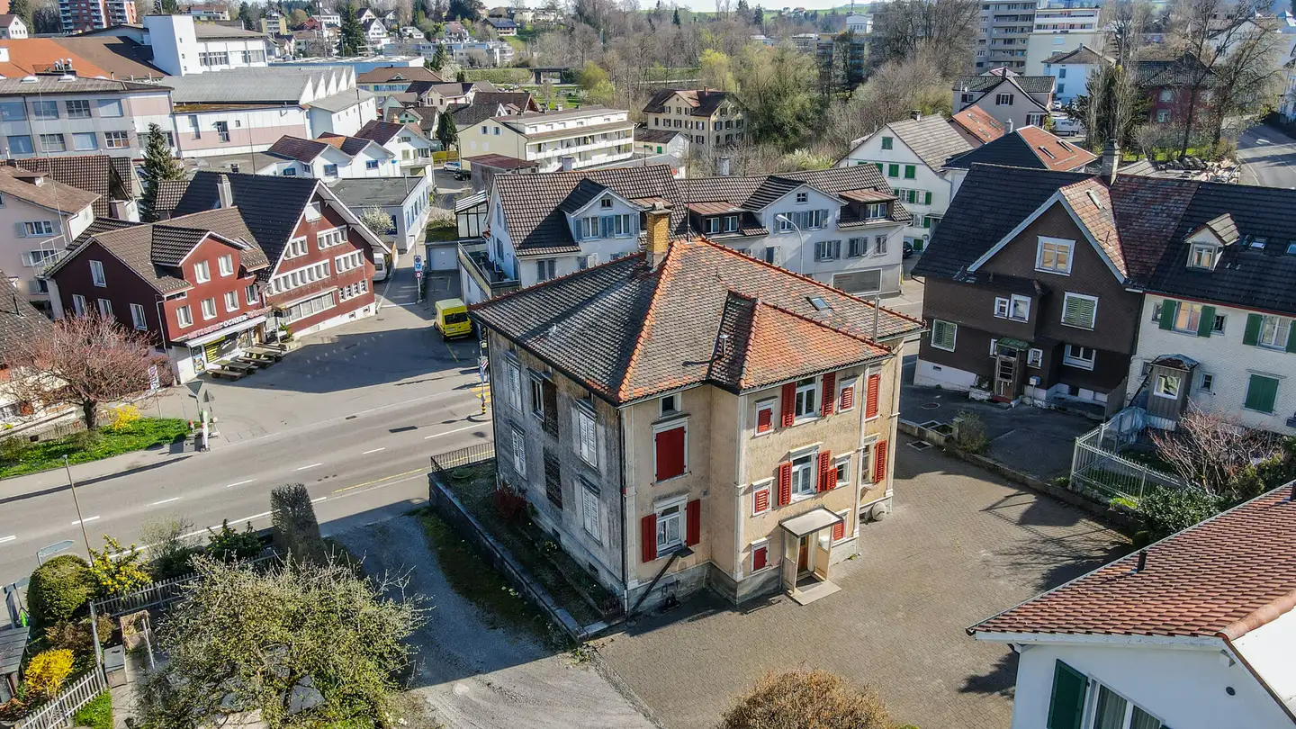 Mixed-use building for sale - St. Gallerstrasse 34, 9230 Flawil