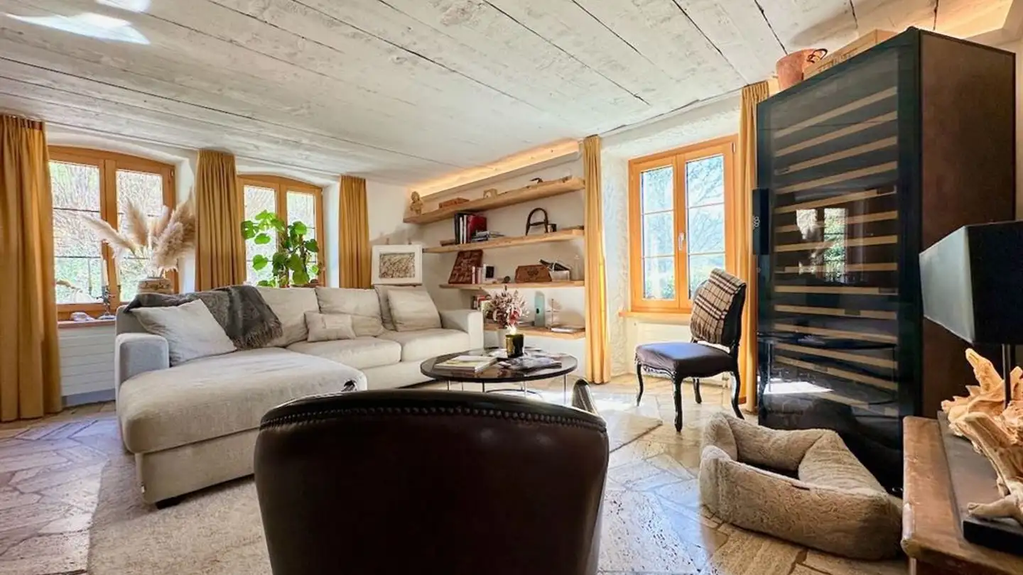 Farm for sale - 1509 Vucherens