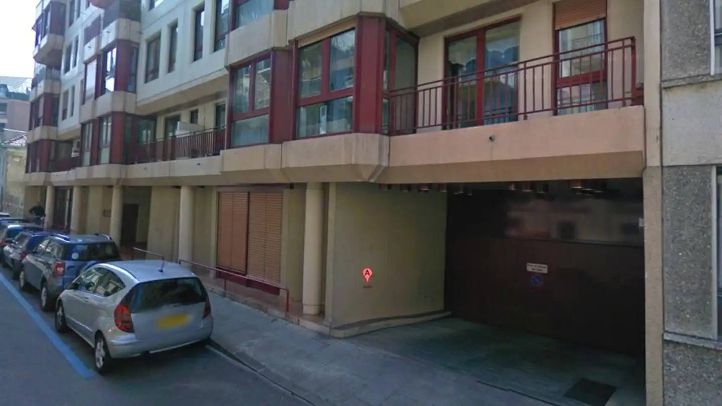 Covered parking space for rent - 1207 Genève - Photo 3