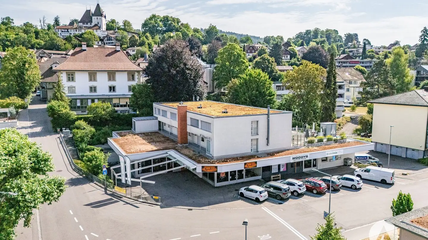 Commercial à vendre - Schulhausstrasse 1a, 3076 Worb