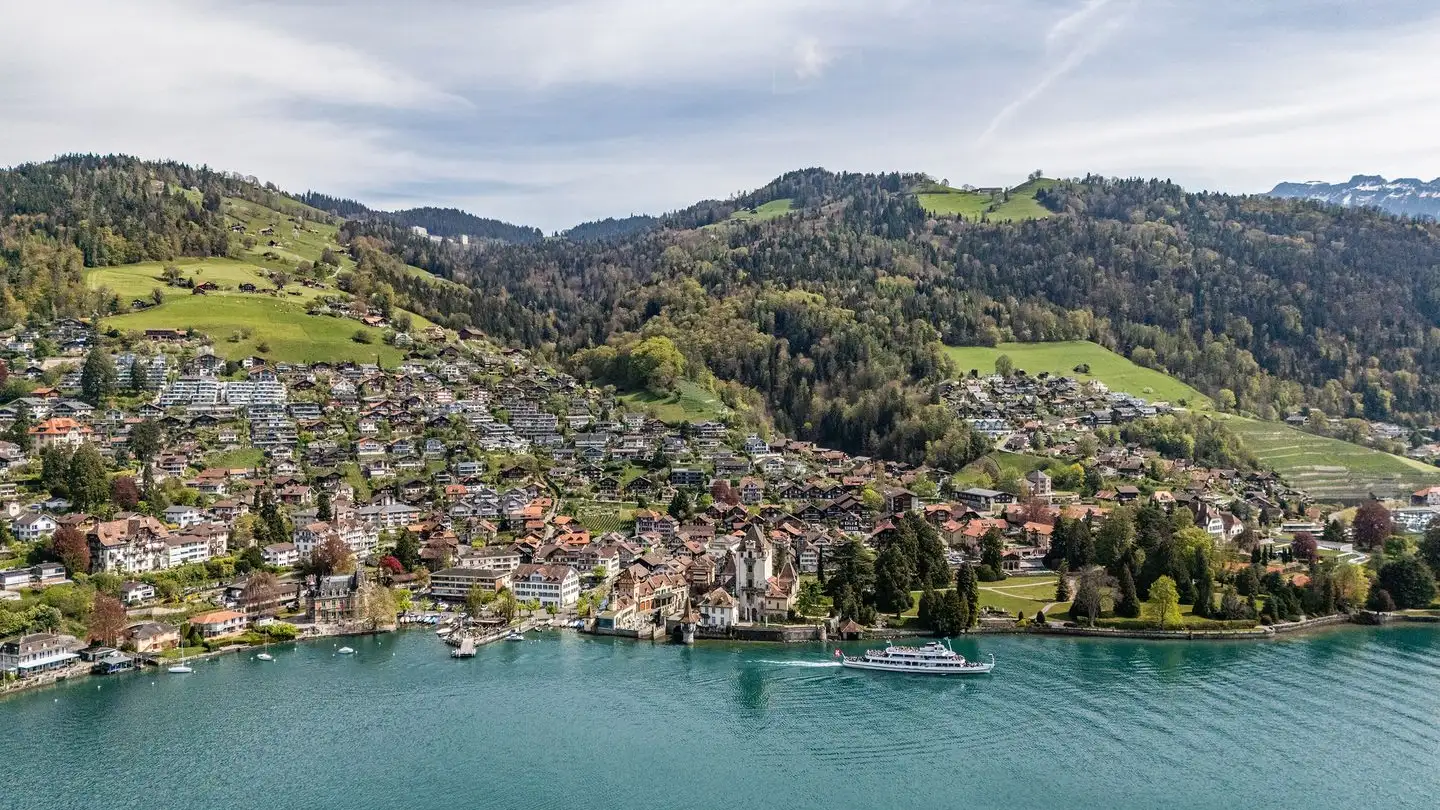 Wohnung kaufen - Schneckenbühlstrasse 2, 3653 Oberhofen am Thunersee