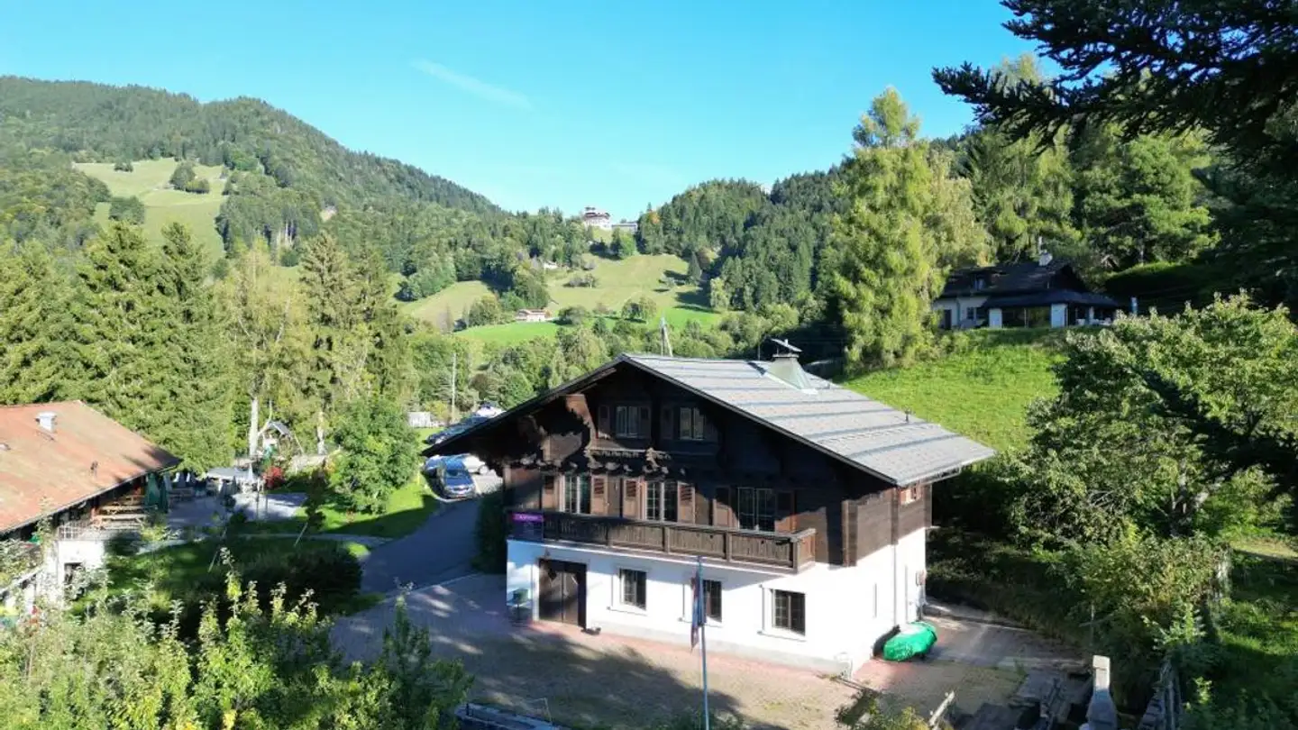 Chalet for sale - 1832 Chamby