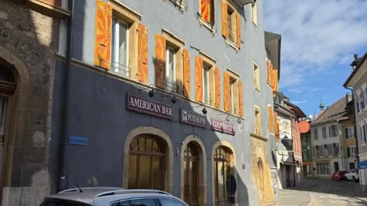 Mixed-use building for sale - 1350 Orbe - Photo 2