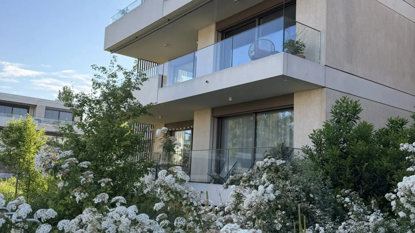 Appartement à vendre - 1256 Troinex