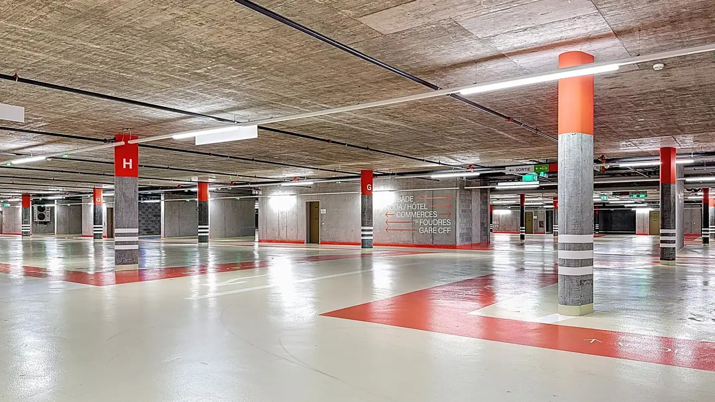 Place de parking extérieure à louer - Rue Ambuel, 1950 Sion