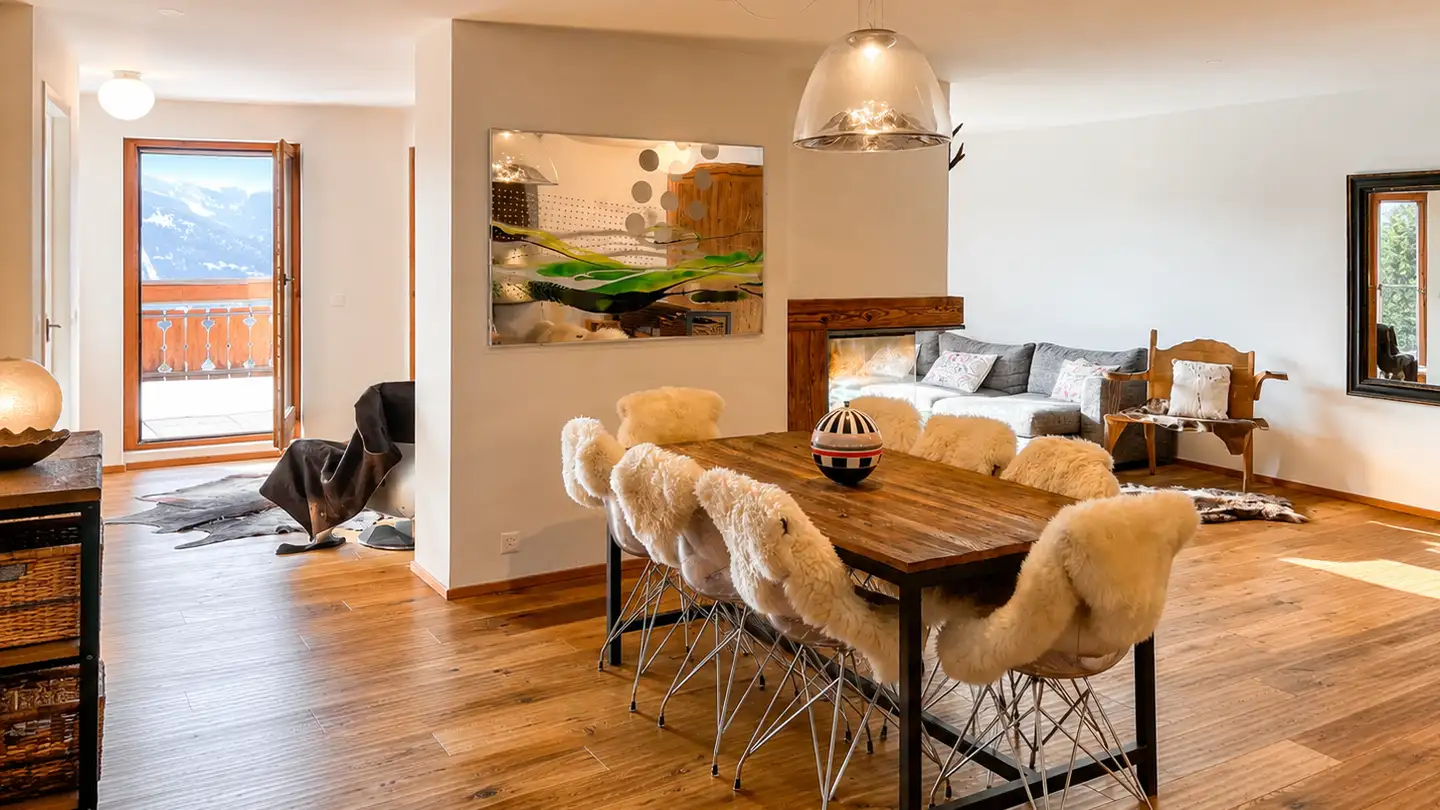 Apartment for sale - Avenue De La Gare, 3963 Crans-Montana - Photo 2