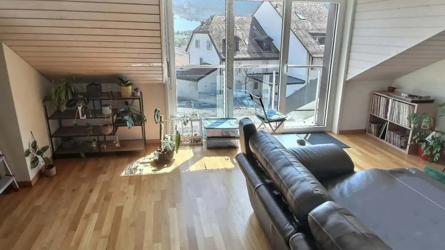Apartment for sale - 1027 Lonay