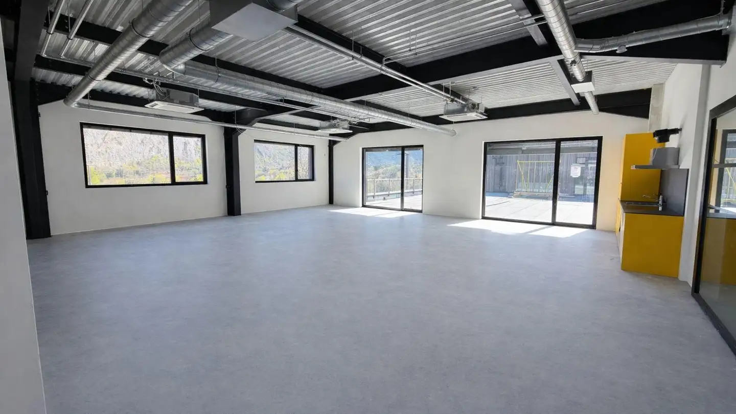 Shop for rent - 1890 St-Maurice - Photo 3